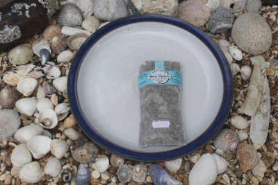 Picture of Irish Sea Spice on plate with package